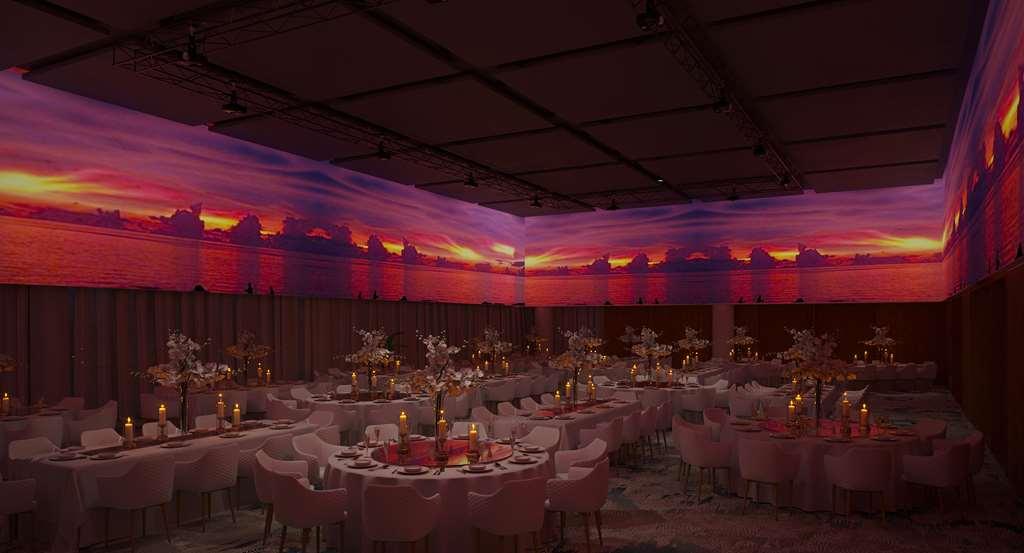Отель Hyatt Regency Cairo West 6th of October City Удобства фото The interior of the ballroom