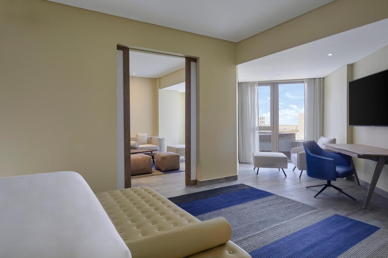 Отель Hyatt Regency Cairo West 6th of October City Экстерьер фото Suite