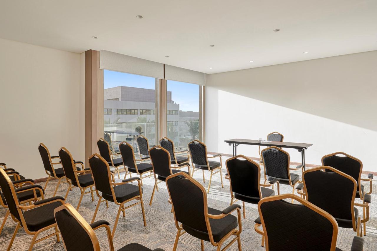 Отель Hyatt Regency Cairo West 6th of October City Экстерьер фото Meeting room