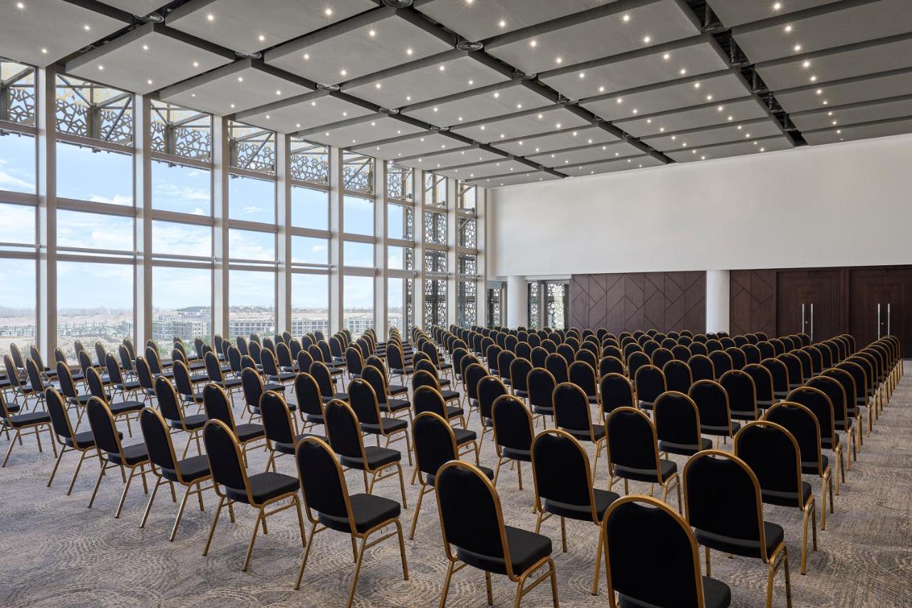 Отель Hyatt Regency Cairo West 6th of October City Экстерьер фото The 10th floor meeting room