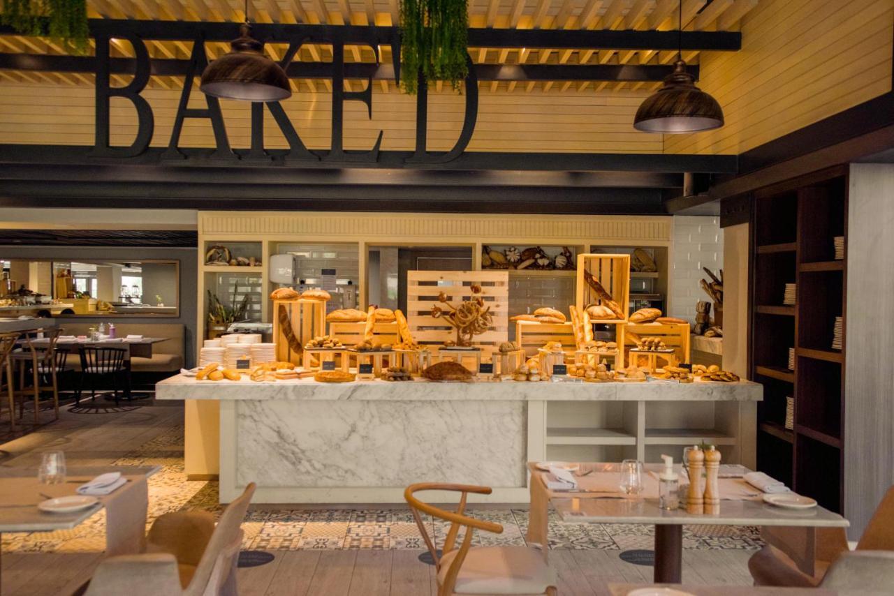 Отель Hyatt Regency Cairo West 6th of October City Экстерьер фото Bakery